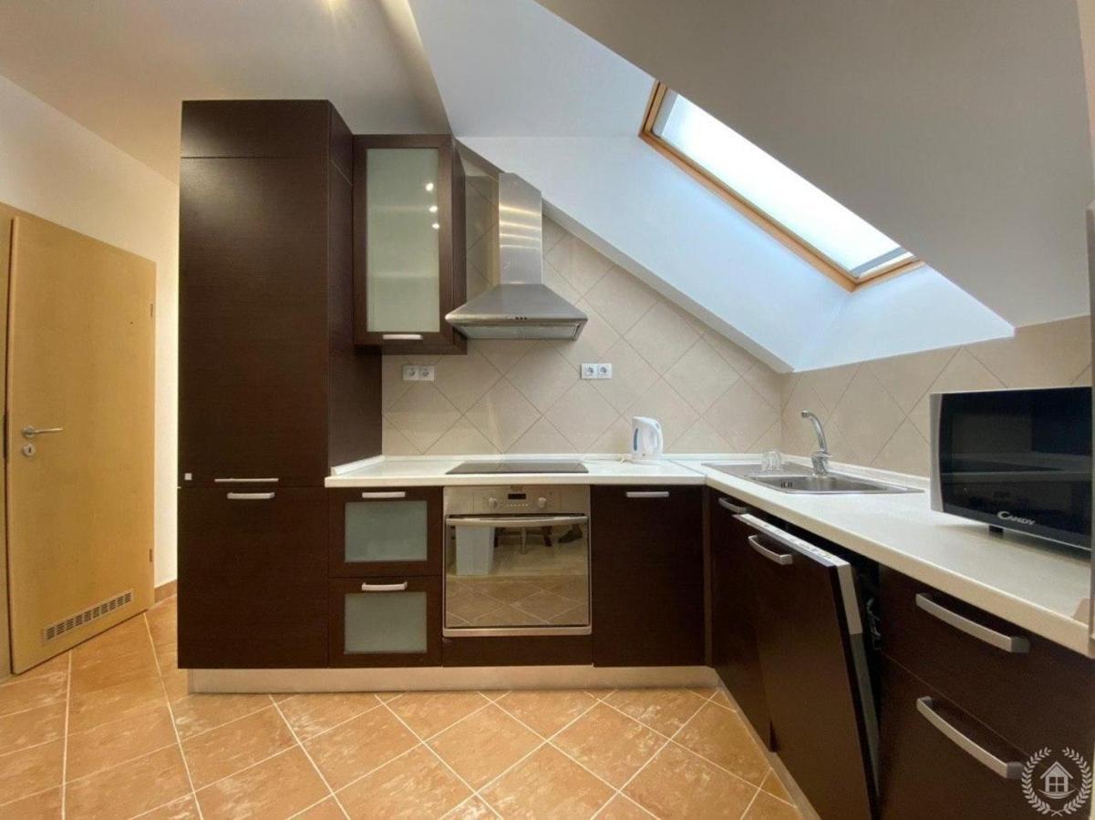 Downtown Gozsdu Vibe Apartments Budapest Bagian luar foto