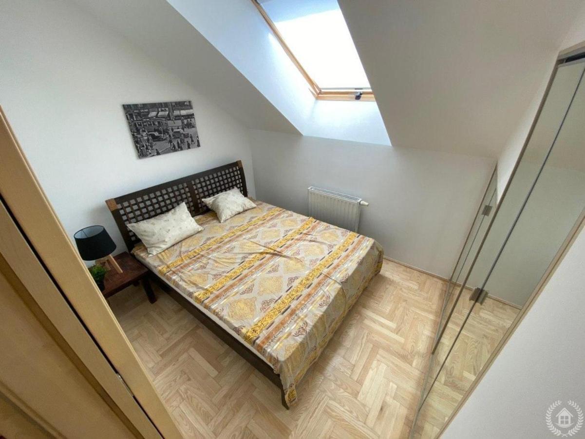 Downtown Gozsdu Vibe Apartments Budapest Bagian luar foto